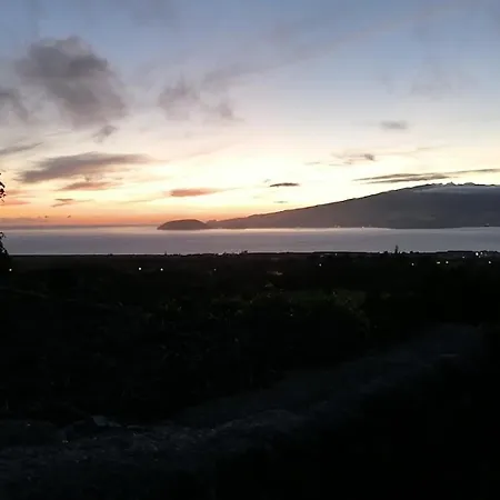 Adega Da Quinta - Casa Da Gigi Semesterbostad Madalena (Azores)